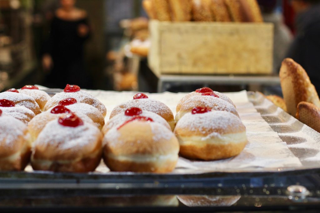 strawberry sufganiyot 