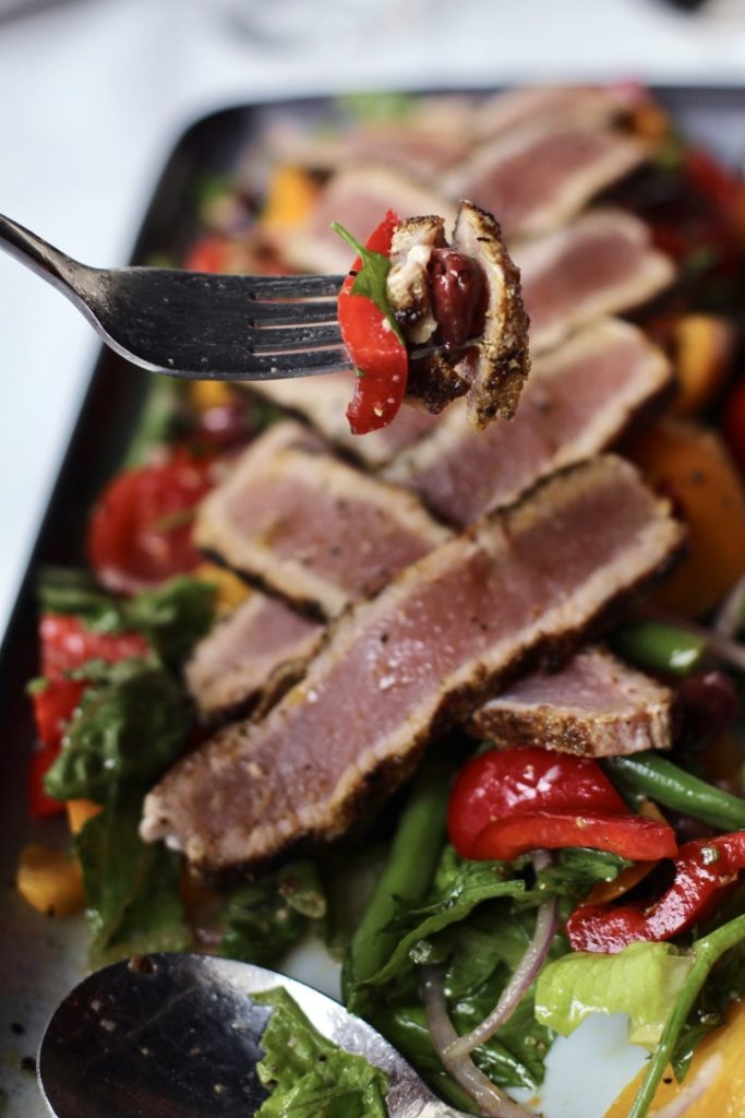 seared tuna salad 