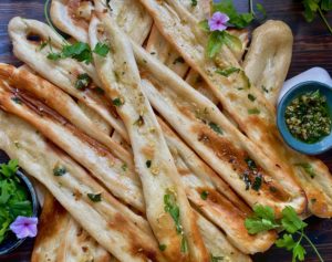 Crispy Focaccia Bread with Garlic Herb Oil - Soul&Streusel