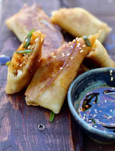 crispy fried chicken and vegetable 
spring roll 