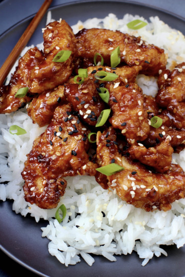 Sticky Maple Sesame Chicken - Soul&Streusel