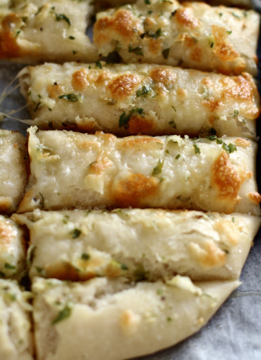 cheesy pizza dough garlic bread