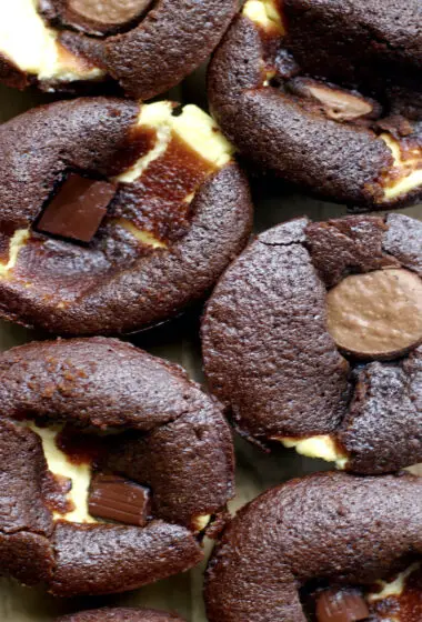 chocolate cheese muffins