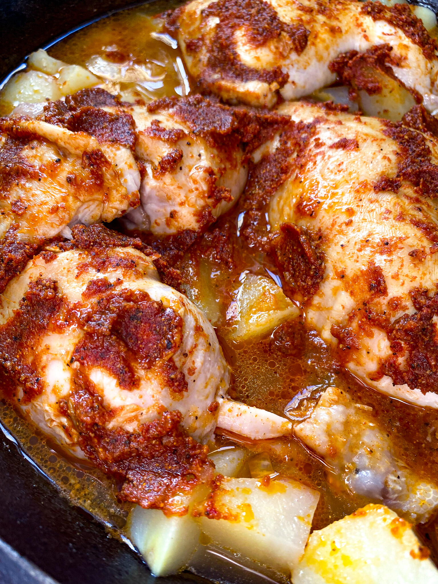 Cast Iron Skillet Chicken, Rice, and Potatoes Soul&Streusel