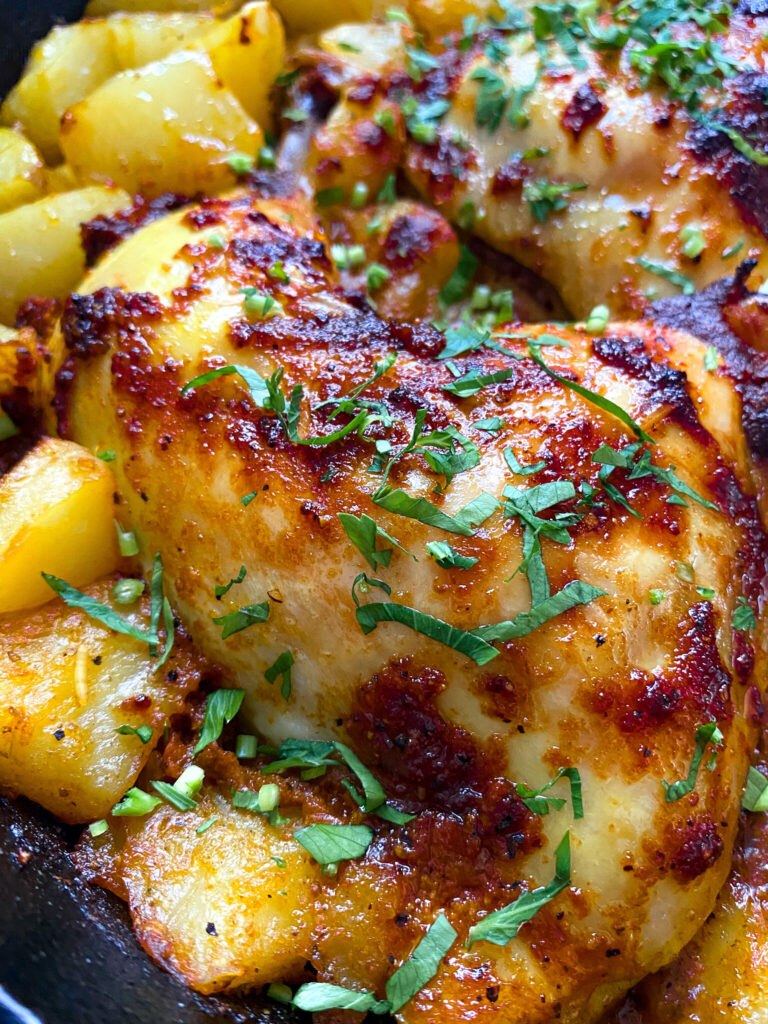 Cast Iron Skillet Chicken, Rice, and Potatoes Soul&Streusel