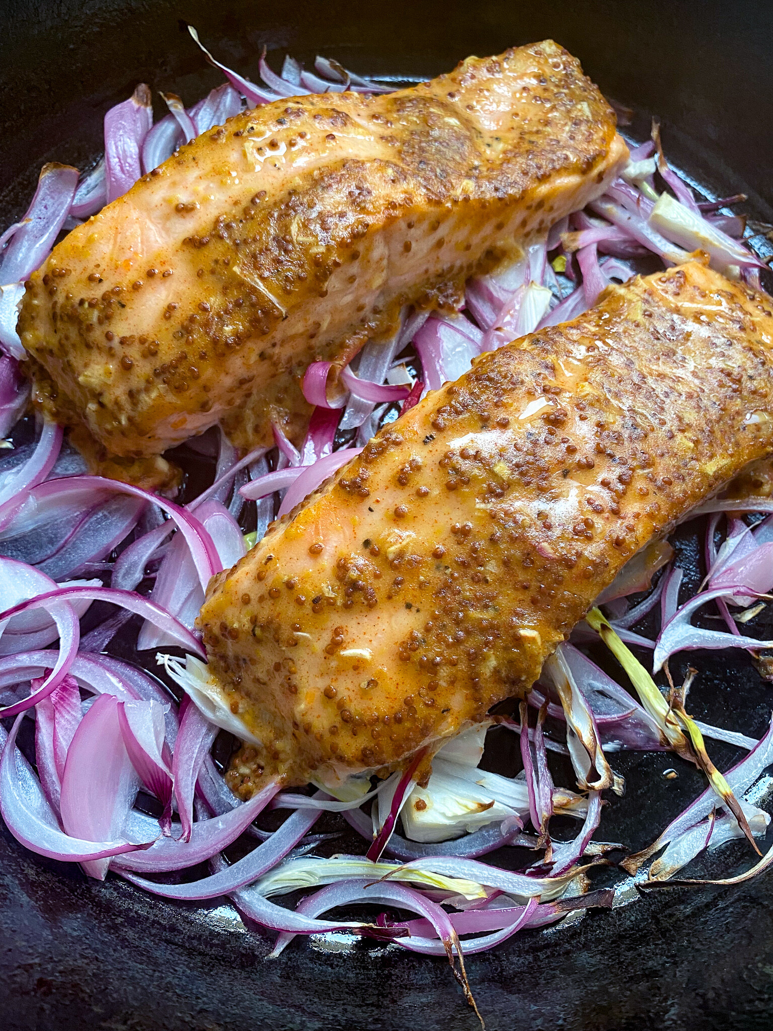Spicy Honey Mustard Salmon [skillet baked!]