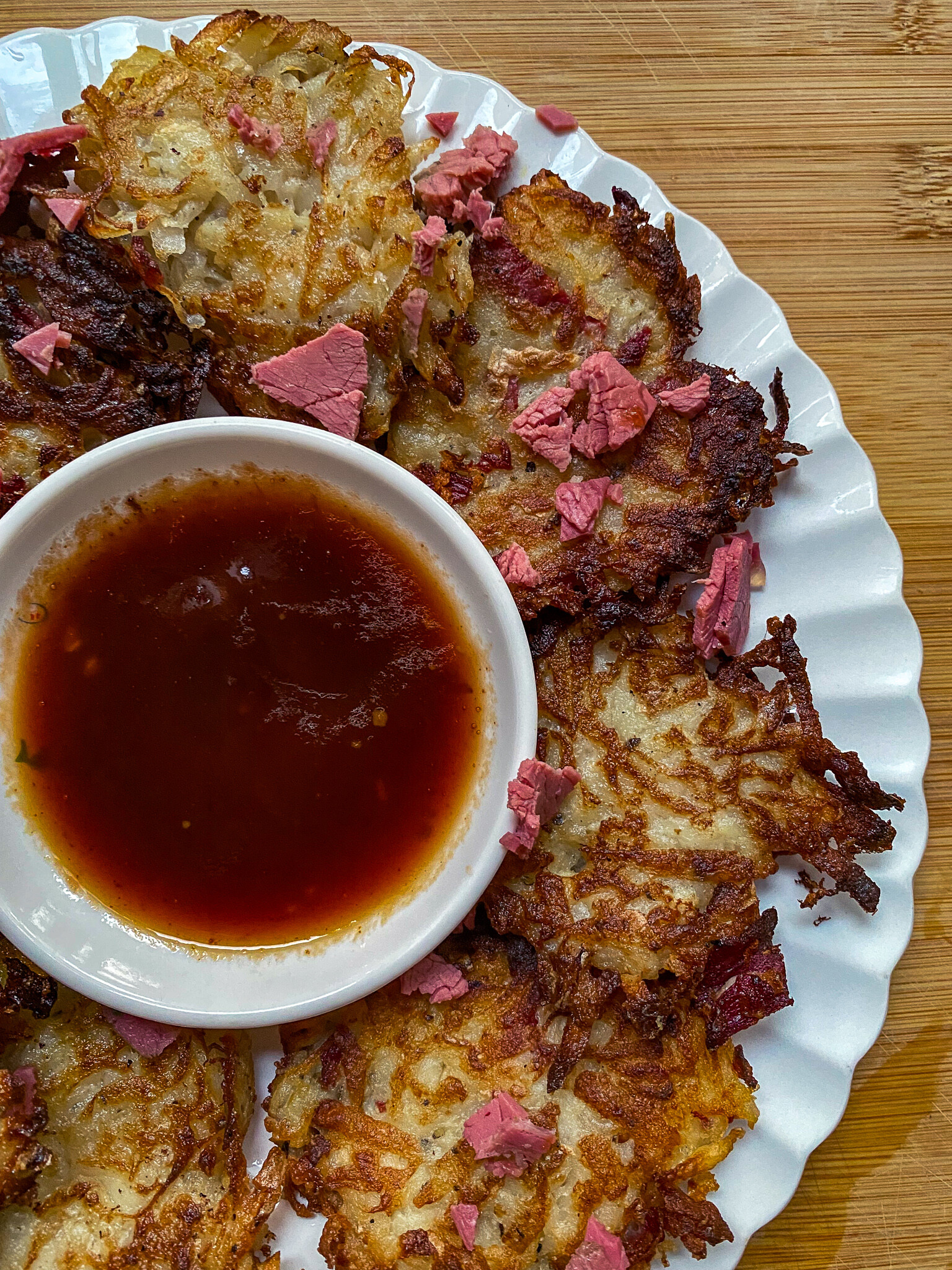 Crispy Potato Pastrami Latkes (with dipping sauce) Soul&Streusel