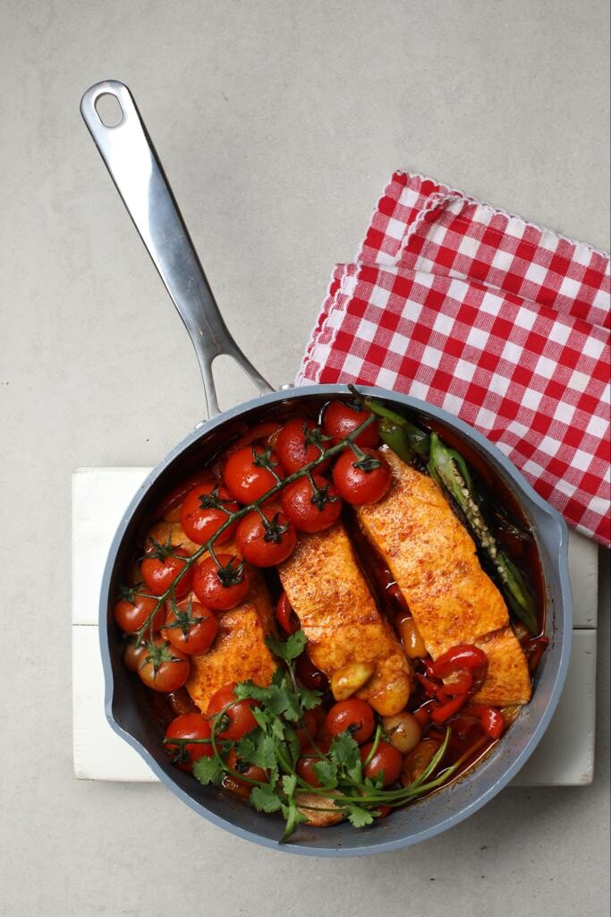 moroccan salmon in pan