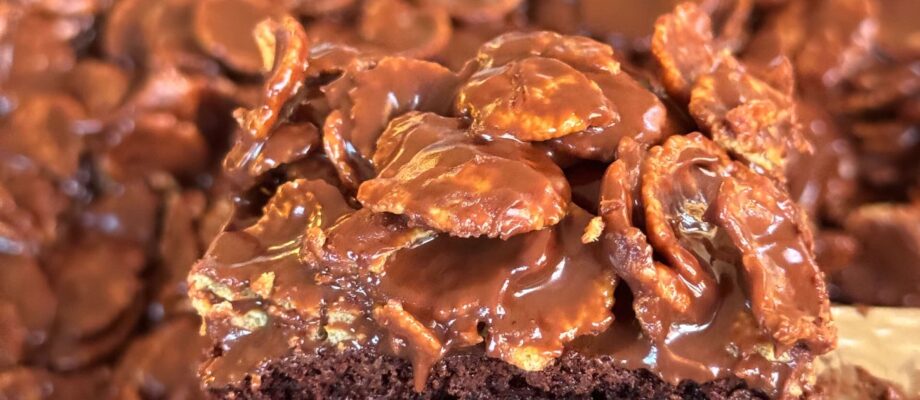 Biscoff Brownie Crunch Bars